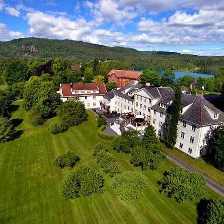Отель Ovre Sem Gard Аскер Экстерьер фото